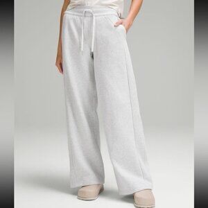 RARE! NEW Lululemon Scuba Mid-Rise Wide-Leg Pant Size 10 - Heathered Grey